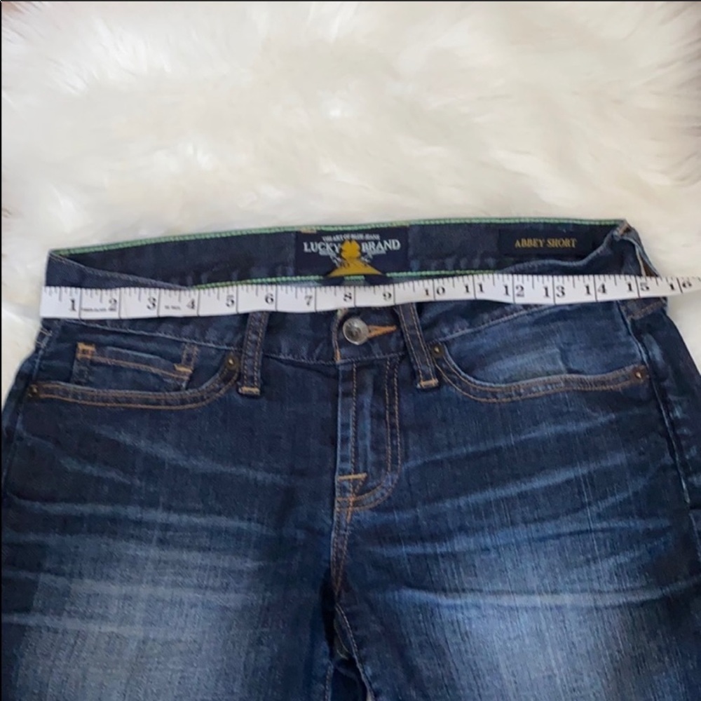 Lucky Brand Abbey jean short VGUC Size 00 / 24. - Picture 6 of 10